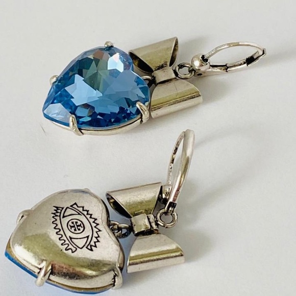 NEW Tory Burch Heart & Bow Drop Earrings Montana Blue Crystals - Picture 5 of 8